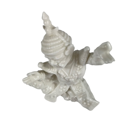 Buddhist Temple Dancer Vintage Japan Fine Porcelain Sculpture Zen Peace Dance 5” - Picture 11 of 13